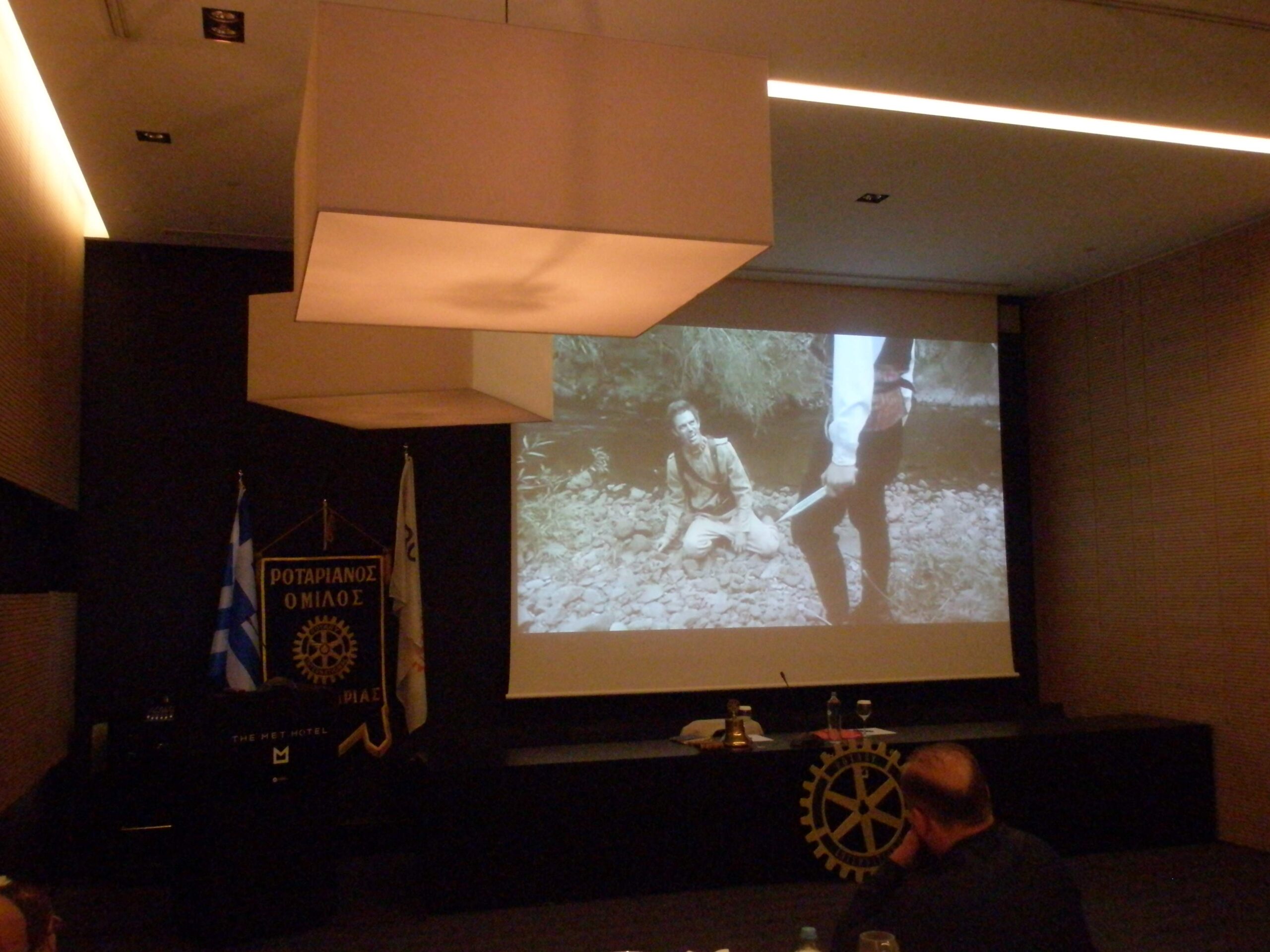 Ροταριανός Όμιλος Καλαμαριάς - Rotary Kalamaria Pontos Genoside 006 scaled - Τη Δευτέρα 18 Μαΐου 2015 οι φίλοι και τα μέλη του Ροταριανού Ομίλου Καλαμαριάς καλωσορίσαμε το νέο μέλος μας την ροτ. Μαρία Σαχινίδου, συμβολαιογράφο, η οποία βασισμένη στην επαγγελματική της εμπειρία και την κοινωνική της δραστηριότητα, διαθέτει τη θέληση και τις ικανότητες να προσφέρει στις δράσεις και τα προγράμματα του Ομίλου μας. Πρόκειται για την 6η εισδοχή μέλους στον Ροταριανό Όμιλο Καλαμαριάς για τη ροταριανή χρονιά 2015-16. Μία ακόμη άξια και δυναμική επαγγελματίας της κοινωνίας μας φέρει πλέον τη ροταριανή ιδιότητα ευτυχώντας να την έχουμε ως μέλος του Ομίλου μας.